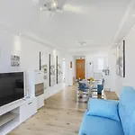 The Penthouse, Fabulous Sunset, Heated Pool, Fiber Lägenhet