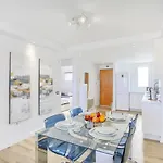 The Penthouse, Fabulous Sunset, Heated Pool, Fiber Lägenhet
