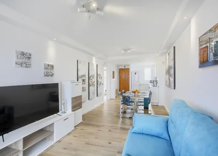 The Penthouse, Fabulous Sunset, Heated Pool, Fiber 公寓