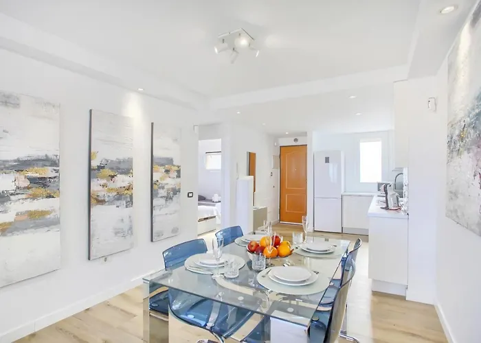 The Penthouse, Fabulous Sunset, Heated Pool, Fiber 公寓