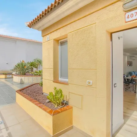 The Penthouse, Fabulous Sunset, Heated Pool, Fiber Apartmán Costa Adeje (Tenerife)