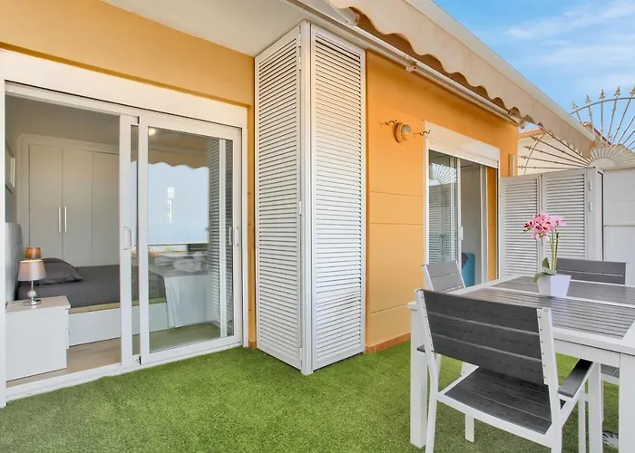 Apartman The Penthouse, Fabulous Sunset, Heated Pool, Fiber